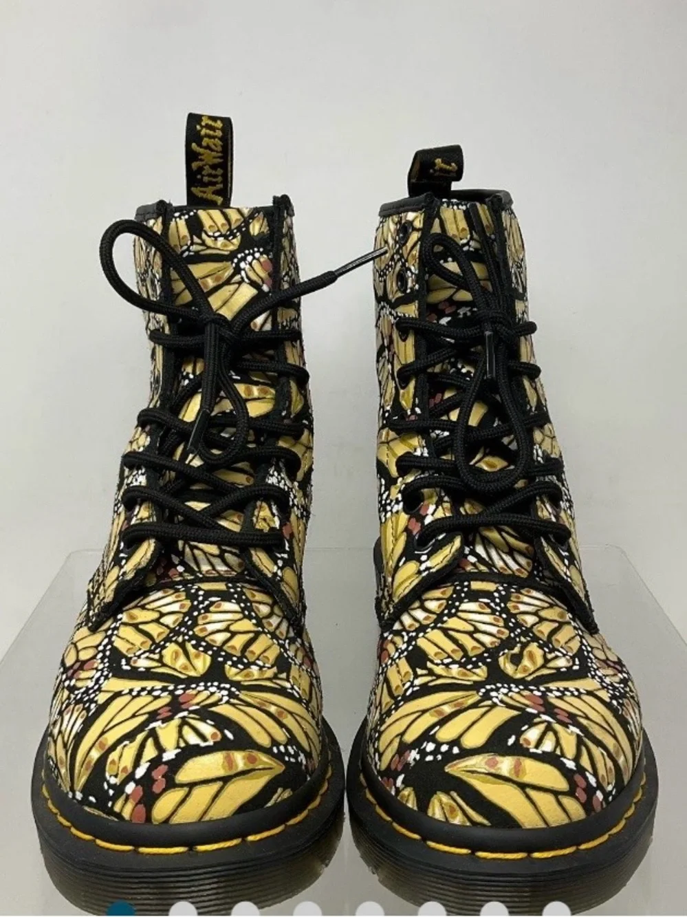 NWOT Dr. Martens 1460 Monarch Butterfly Yellow Black 8-Eye Boots Women's Size 7